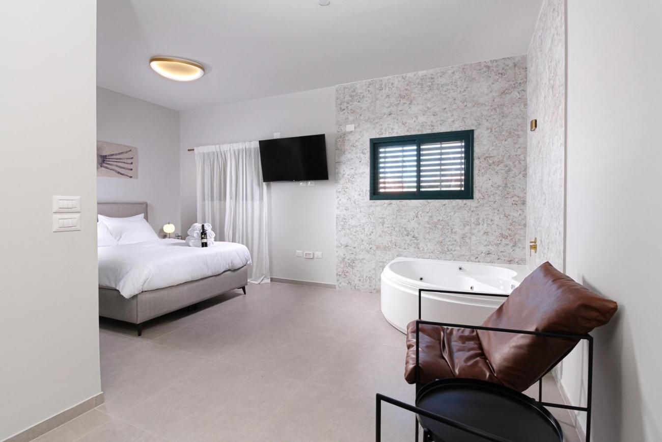 49 Boutique Villa Zikhron Ya'akov Buitenkant foto